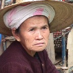 Dai woman in market